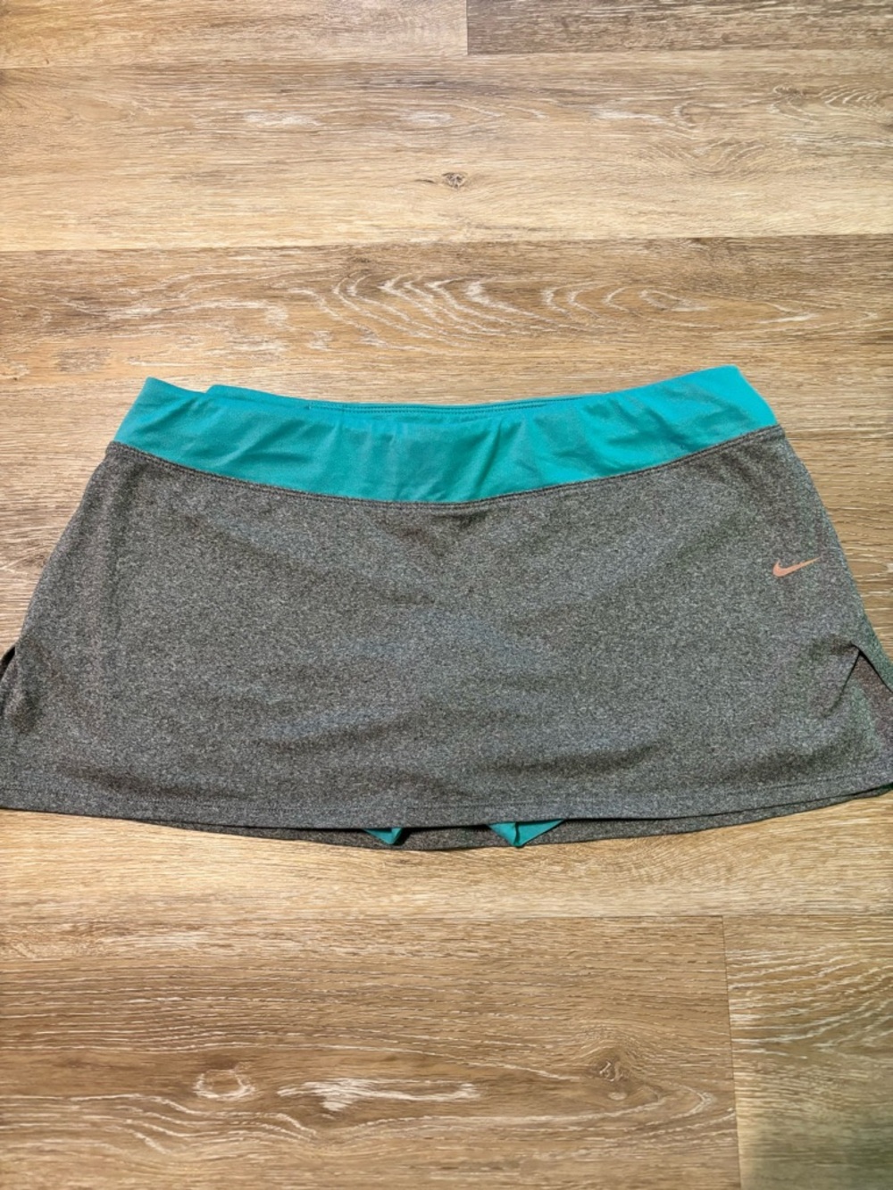 Nike Dri-FIT Athletic Gray & Teal Skort